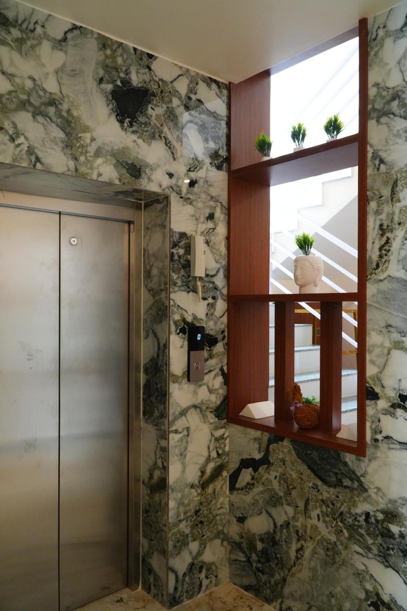 Uj Pallazzio - Business Class Luxury Hotel Tiruvannāmalai Exteriör bild
