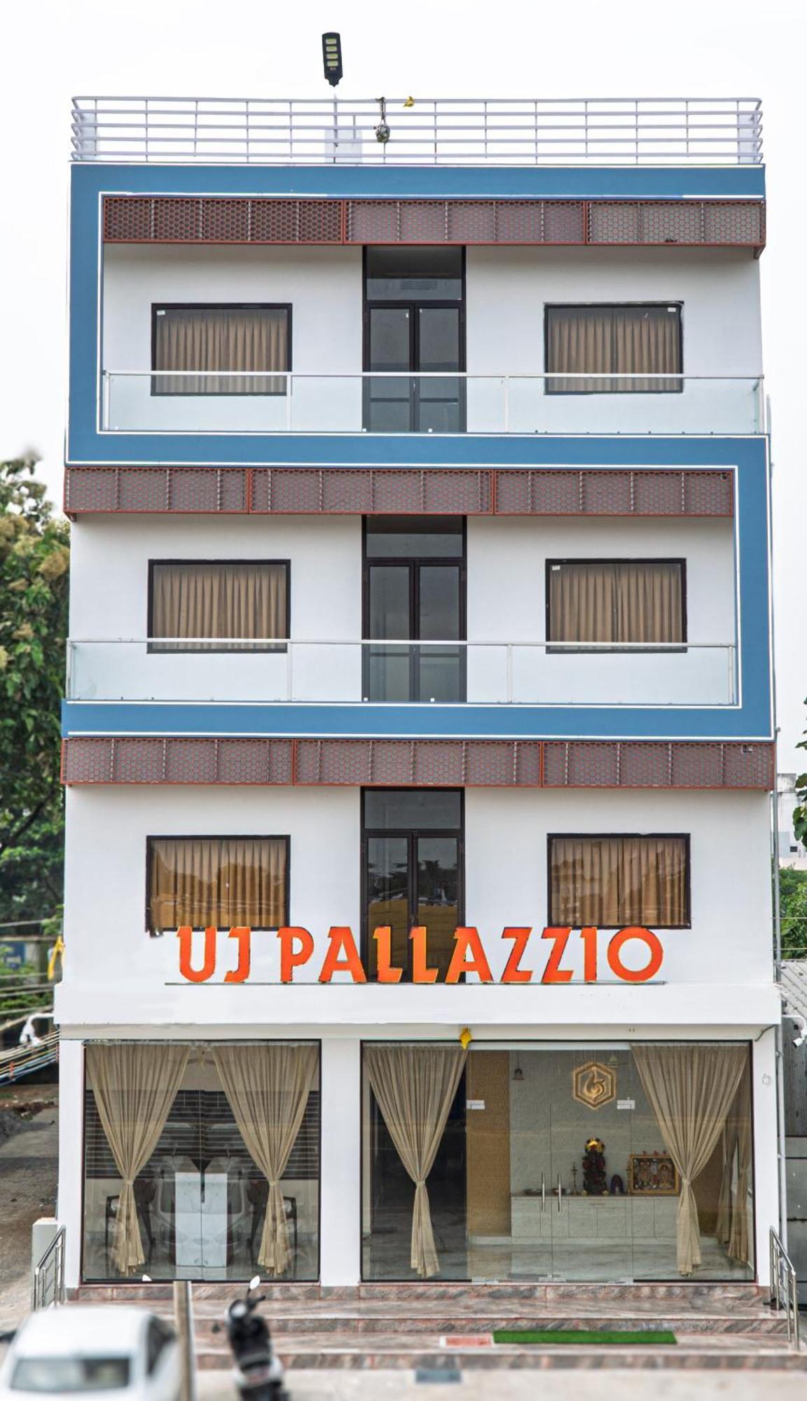 Uj Pallazzio - Business Class Luxury Hotel Tiruvannāmalai Exteriör bild